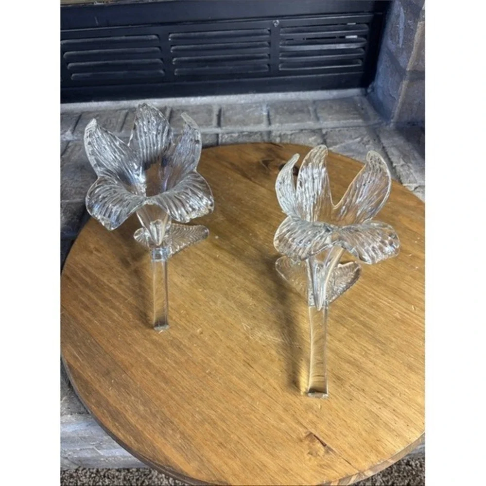 2 Vintage Clear Glass Lily Shaped Bud Vases /Candle Holders Hand Blown GIFT RARE